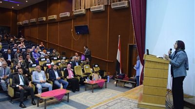 رئيس جامعة بني سويف: ملتقى صيدلة التوظيفي أتاح للخريجين مزايا عديدة