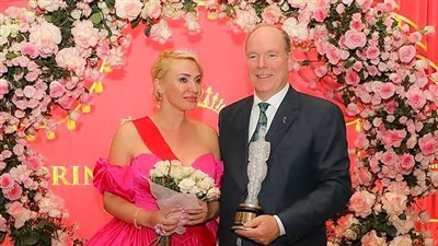 بمشاركة صفاء أبو السعود ونجوم هوليود.. استعدادات نقل مراسم الجراند بول الملكي