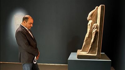 130 قطعة أثرية.. أمين عام الآثار يتفقد معرض «كنوز الفراعنة» في روما  