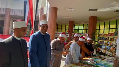 لليوم الخامس..إقبال واسع على جناح