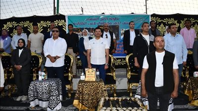 وزير الشباب والرياضة ومحافظ السويس يفتتحان صالة فنون قتالية بمركز شباب فيصل 