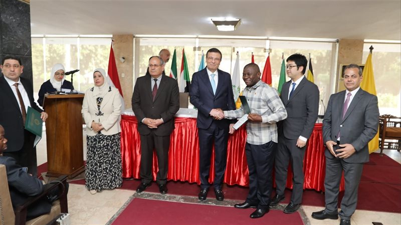 وزير الزراعة في الحفل