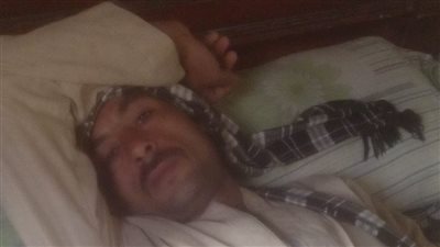 الحقنة بـ13 ألف جنيه.. استغاثة أب يعاني سيولة في الدم في بني سويف