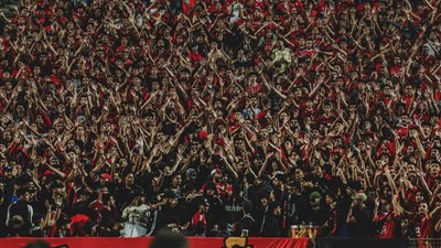 الأهلي يبحث عن الحلول.. شوط أول سلبي أمام إيجل نوار