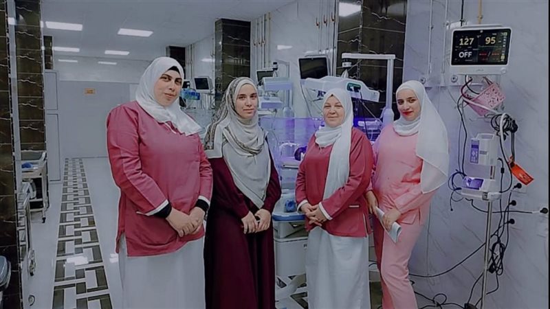 إنقاذ طفلتين مبتسرتين