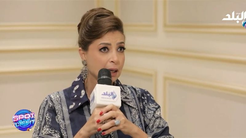 الفنانة منال سلامة