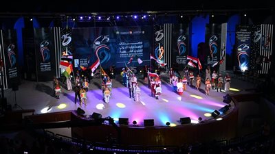 حضور جماهيري غفير في افتتاح دورة اليوبيل الفضي لمهرجان الإسماعيلية للفنون