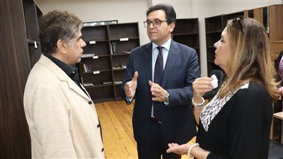 وزير الثقافة يتفقد أكاديمية الفنون ويتابع سير العملية التعليمية