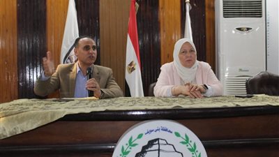 وكيلا التعليم والصحة ببني سويف يتابعان تنفيذ مبادرة 