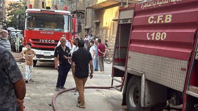 قبل امتداده لباقي الشقة.. الحماية المدنية تخمد حريق غرفة بحلوان 