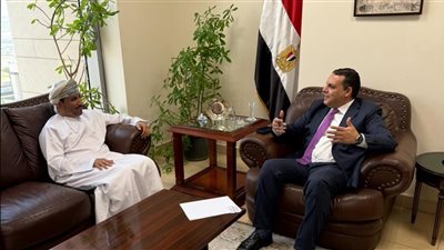 رئيس التمثيل التجاري المصري يفتتح البرنامج التدريبي للملاحق التجاريين العُماني