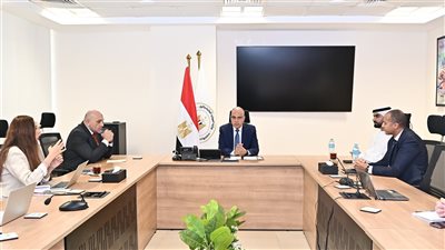 الدكتور سويلم يلتقي أمين عام المدرسة الرقمية وأكاديميات المهارات بالإمارات