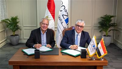 باستثمارات 75 مليون دولار.. توقيع عقود 3 مشروعات جديدة بالقنطرة غرب الصناعية