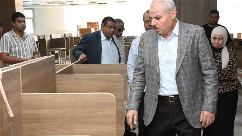 رئيس جامعة قناة السويس