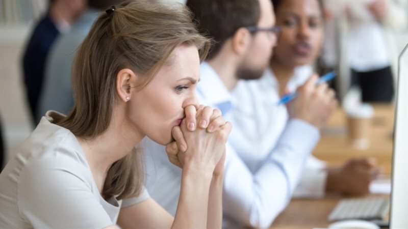 العقبات التي تعيق