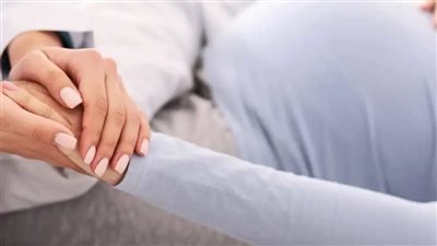 قبل الولادة.. كل ما يجب أن تعرفيه عن الطلق الصناعي ومراحله 	