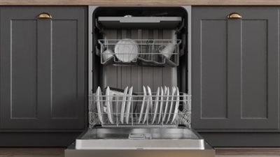 بطريقة سهلة.. كيفية تنظيف غسالة الأطباق لتقليل الروائح والأوساخ؟