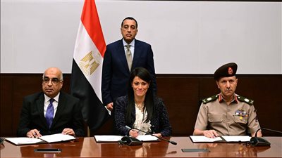 رئيس الوزراء يشهد توقيع بروتوكول تعاون لتجهيز البنية الفنية بمدينة العدالة