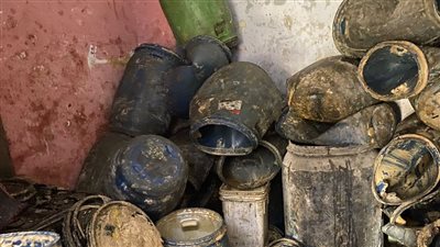 محافظ القليوبية: ضبط 2800 لتر زيوت سيارات مجهولة المصدر بالخانكة