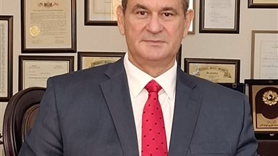 مدحت الشريف: مبادرة 