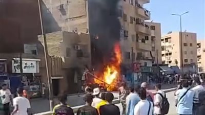 النيران وصلت السماء.. حريق مخبز بجوار كلية الدراسات الإسلامية بأسوان