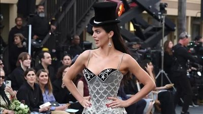 نجمات ومشاهير هوليوود بإطلالات أيقونية في حفل Vogue World