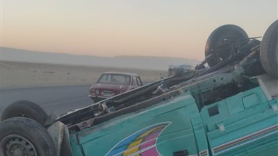 إصابة 4 أشخاص في انقلاب سيارة نقل وموتوسيكل بالقرنة وإسنا