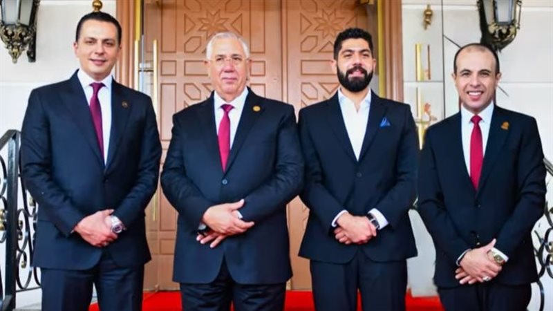 كواليس من تصوير القائمة