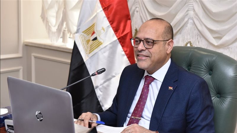 وزير العمل