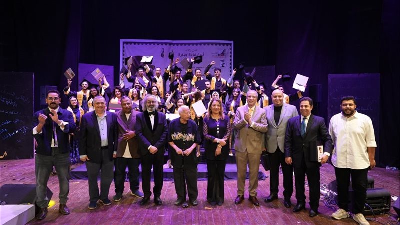 حفل تخرج طلاب المعهد