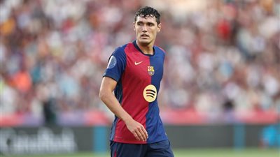 إصابات كريستنسن المستمرة تهدد مستقبله مع برشلونة   