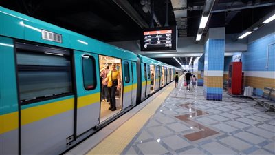 النقل: جاهزون لتطبيق التوقيت الشتوي.. وتعديل مواعيد المترو بدءًا من الليلة