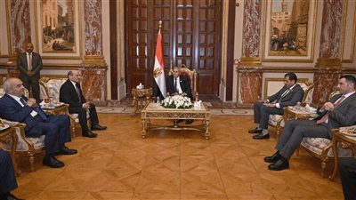 عصام فريد يستقبل وفداً من المستشارين أعضاء الأمانة الفنية للجان فض المنازعات