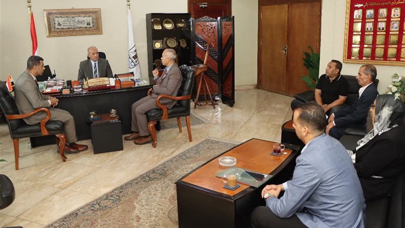 اللواء حازم عزت السكرتير