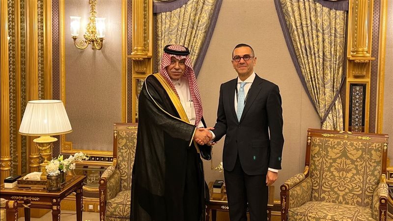 وزيرا الاستثمار والتجارة