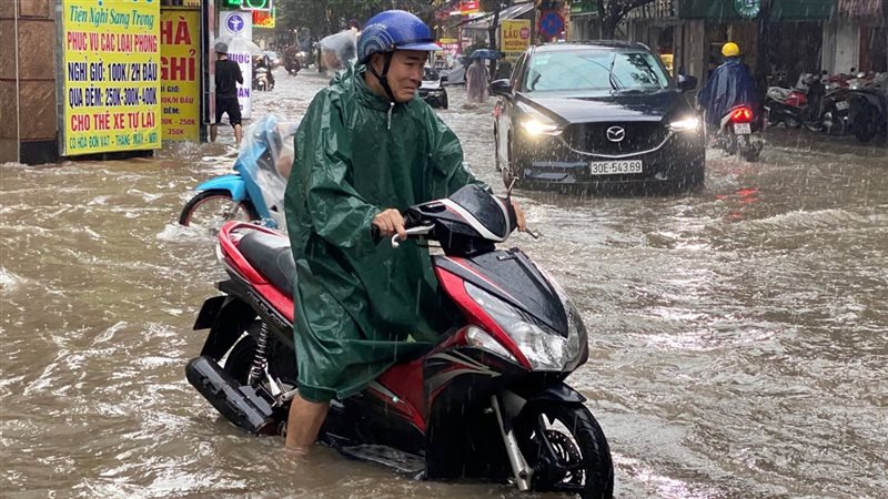 فيضانات فيتنام