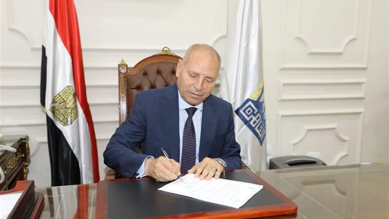 الدكتور إبراهيم صابر