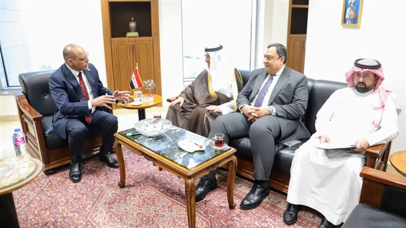 وزير العمل محمد جبران