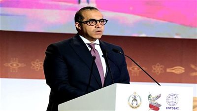 محمود فوزي يشيد بالتجربة المصرية في الرقابة المالية: دور ريادي لجهاز المحاسبات