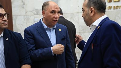 طارق عبدالعظيم يشارك في انتخابات اتحاد الصناعات لتعزيز القطاع الصناعي 