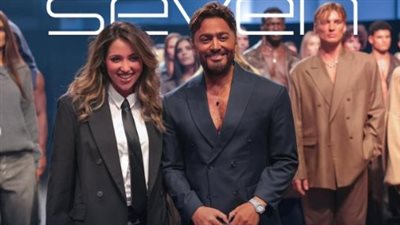 تامر حسني يخطف الأنظار بإطلالة عالمية بعد تكريمه بجائزة أيقونة الإلهام