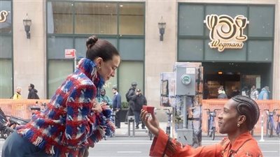 دعاية لشانيل.. A$AP Rocky و Margaret Qualley يشعلان شوارع نيويورك