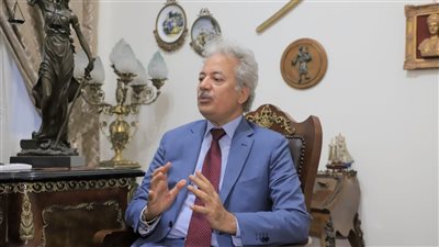 عصام شيحة: هناك تحالفات بين الأحزاب السياسية بهدف الوصول إلى الغاية النهائية 