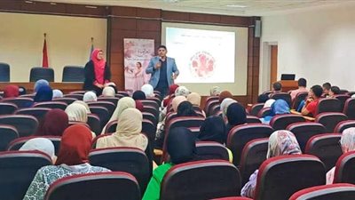 الرعاية الصحية تعقد ندوة للتوعية بسرطان الثدي ضمن حملة 