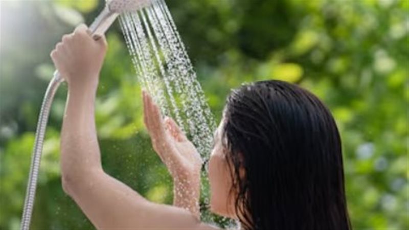 الاستحمام البارد