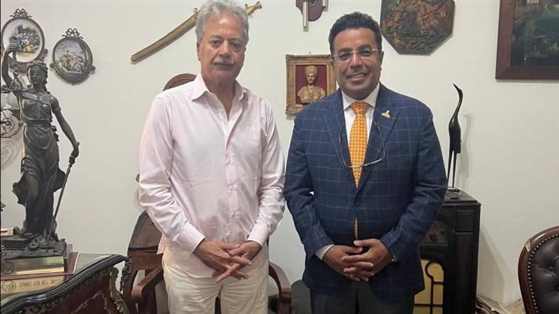 باسل عادل وعصام شيحة