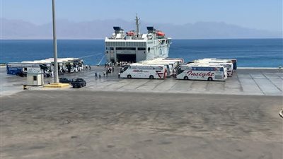 تداول 16 ألف طن و 811 شاحنة بضائع عامة ومتنوعة بموانئ البحر الأحمر