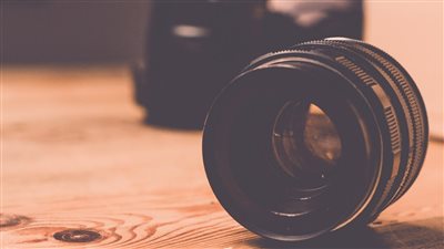 تسريبات فيديوهات مخلة.. هل يأثم شرعا مروجوه وحكم تصوير الزوجة أثناء العلاقة؟