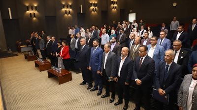 الجمارك: التجارة الإلكترونية أحد محركات الاقتصاد العالمي وتنمو بوتيرة سريعة