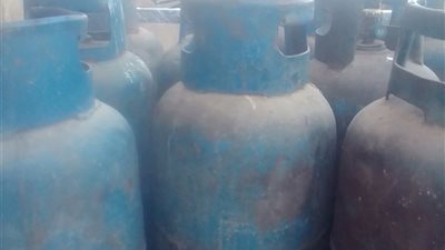 ضبط 4مستودعات غاز بكوم حمادة لتصرفهم في 2370 أسطوانة غاز منزلية